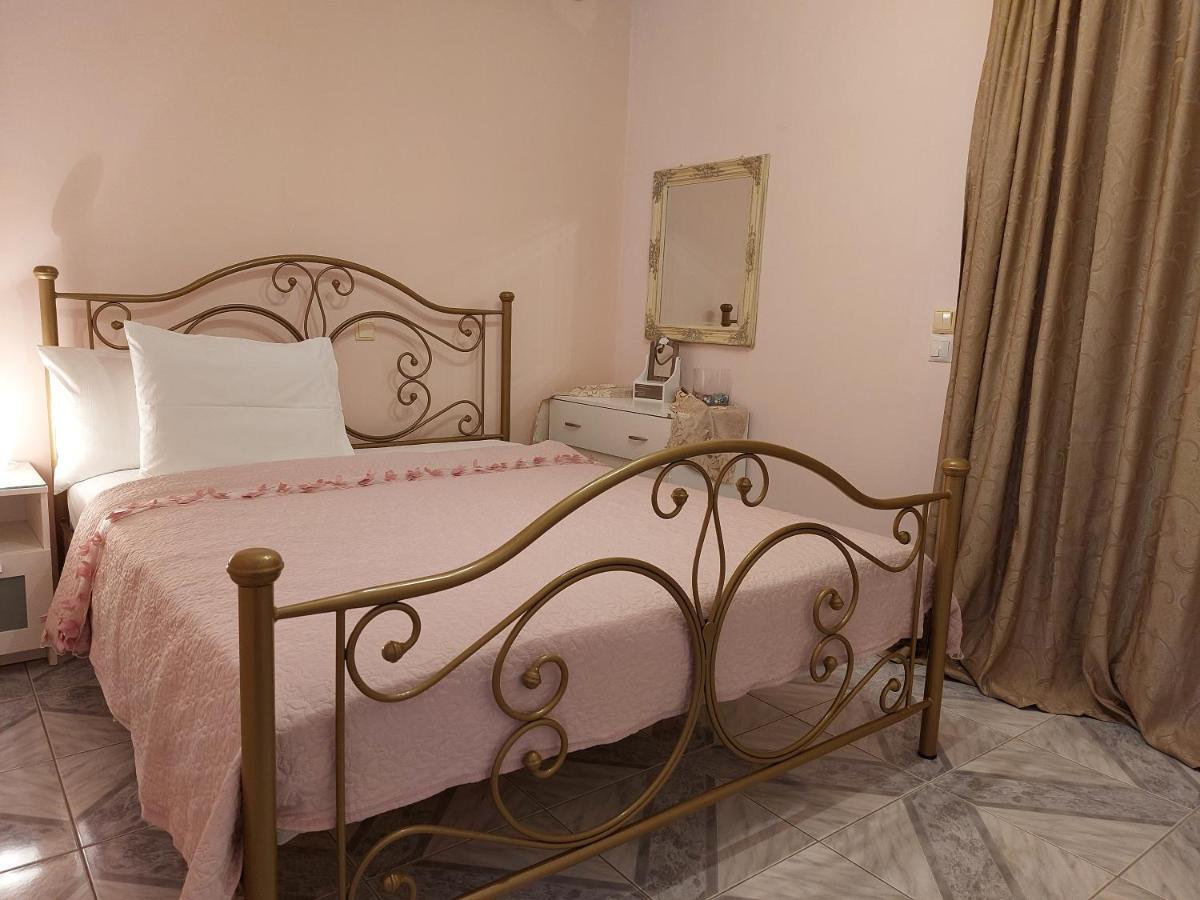 Alexandra Daire Kinetta  Dış mekan fotoğraf
